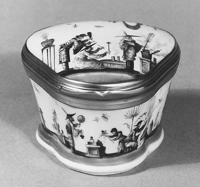 Snuffbox, Meissen Manufactory (German, 1710–present), Hard-paste porcelain, gold, German, Meissen 