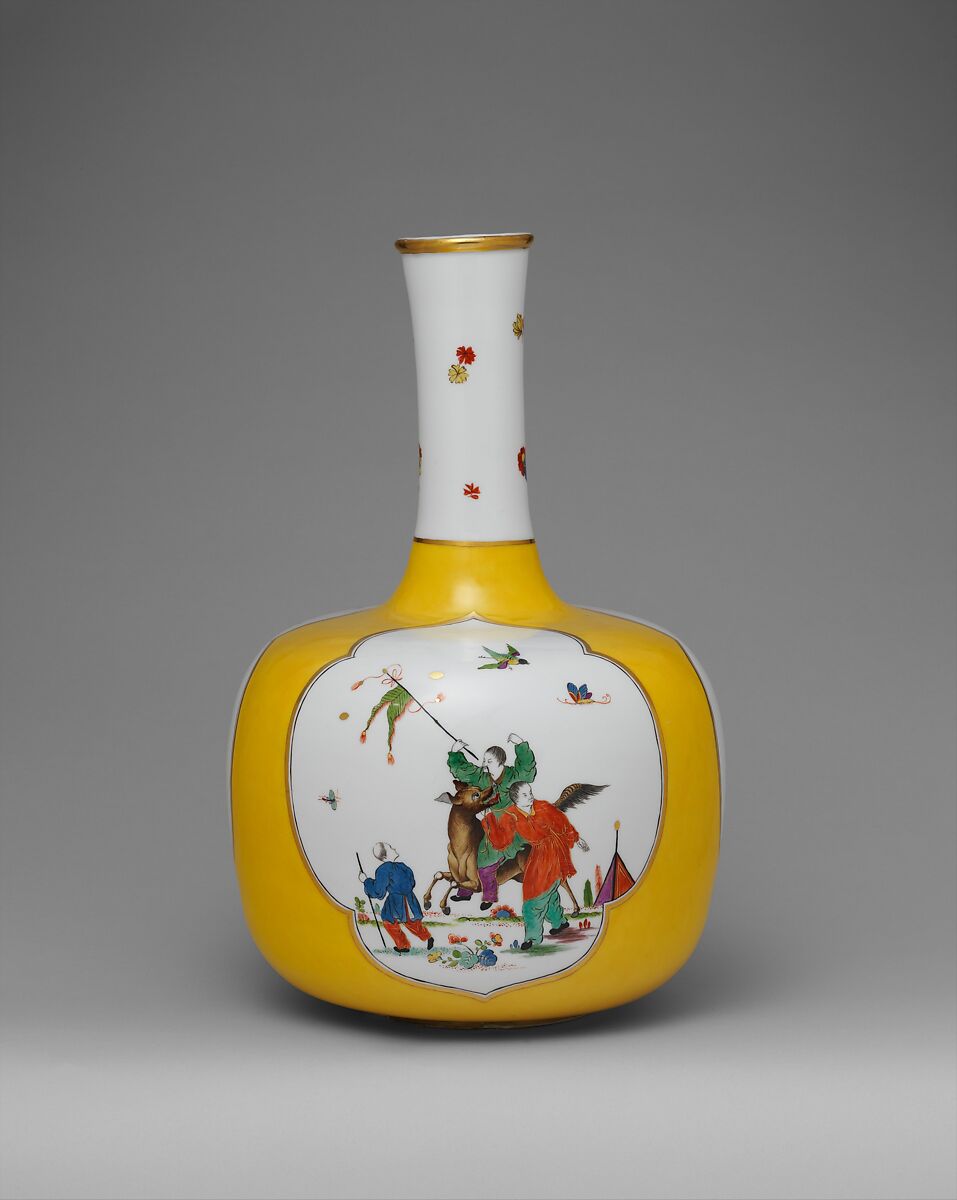 Vase, Meissen Manufactory (German, 1710–present), Hard-paste porcelain decorated in polychrome enamels, gold, German, Meissen