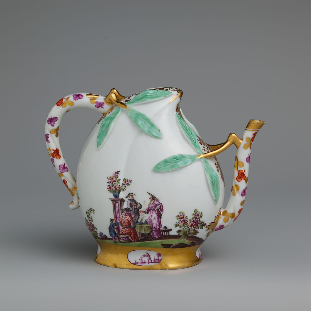 Wine pot in the shape of a peach (cadogan type), Meissen Manufactory (German, 1710–present), Hard-paste porcelain decorated in polychrome enamels, gold, German, Meissen