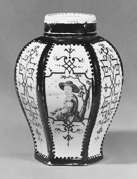 Tea caddy (part of a service), Meissen Manufactory (German, 1710–present), Hard-paste porcelain, German, Meissen with German, Augsburg decoration