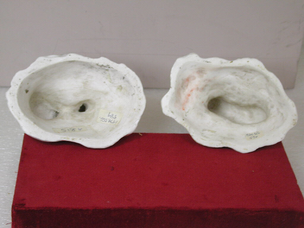 Pair of dogs, possibly Mennecy, Soft-paste porcelain, French, possibly Mennecy
