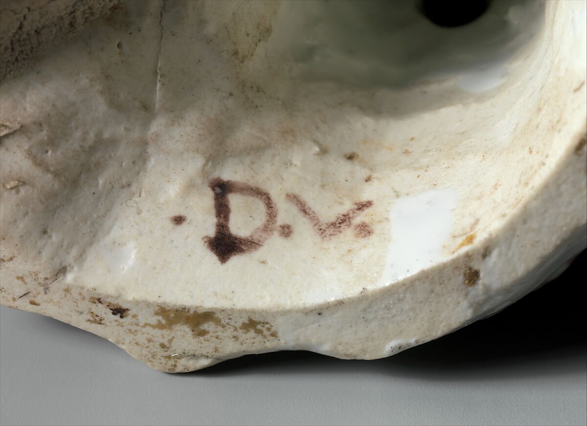 Pair of peacocks, Villeroy (French, 1734/37–1748), Soft-paste porcelain, French, Villeroy