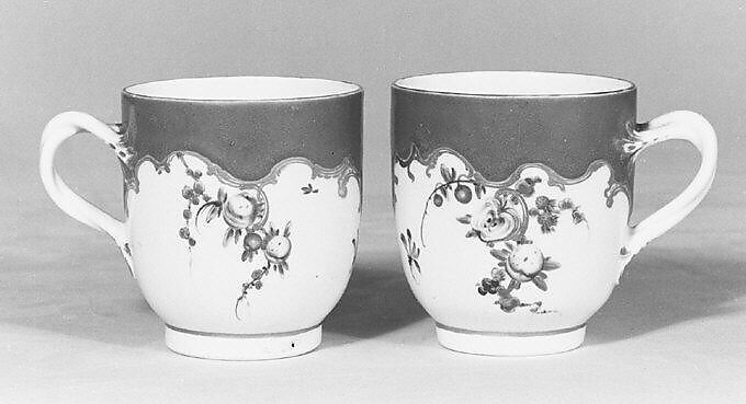 Cup (part of a service), Worcester factory (British, 1751–2008), Soft-paste porcelain, British, Worcester 