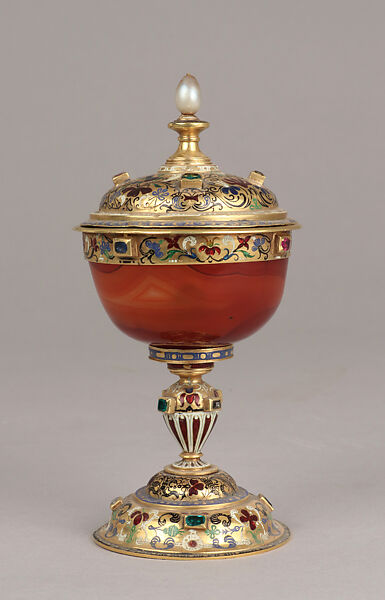 Small cup with cover, Agate, gold, enamel, jewels, European 