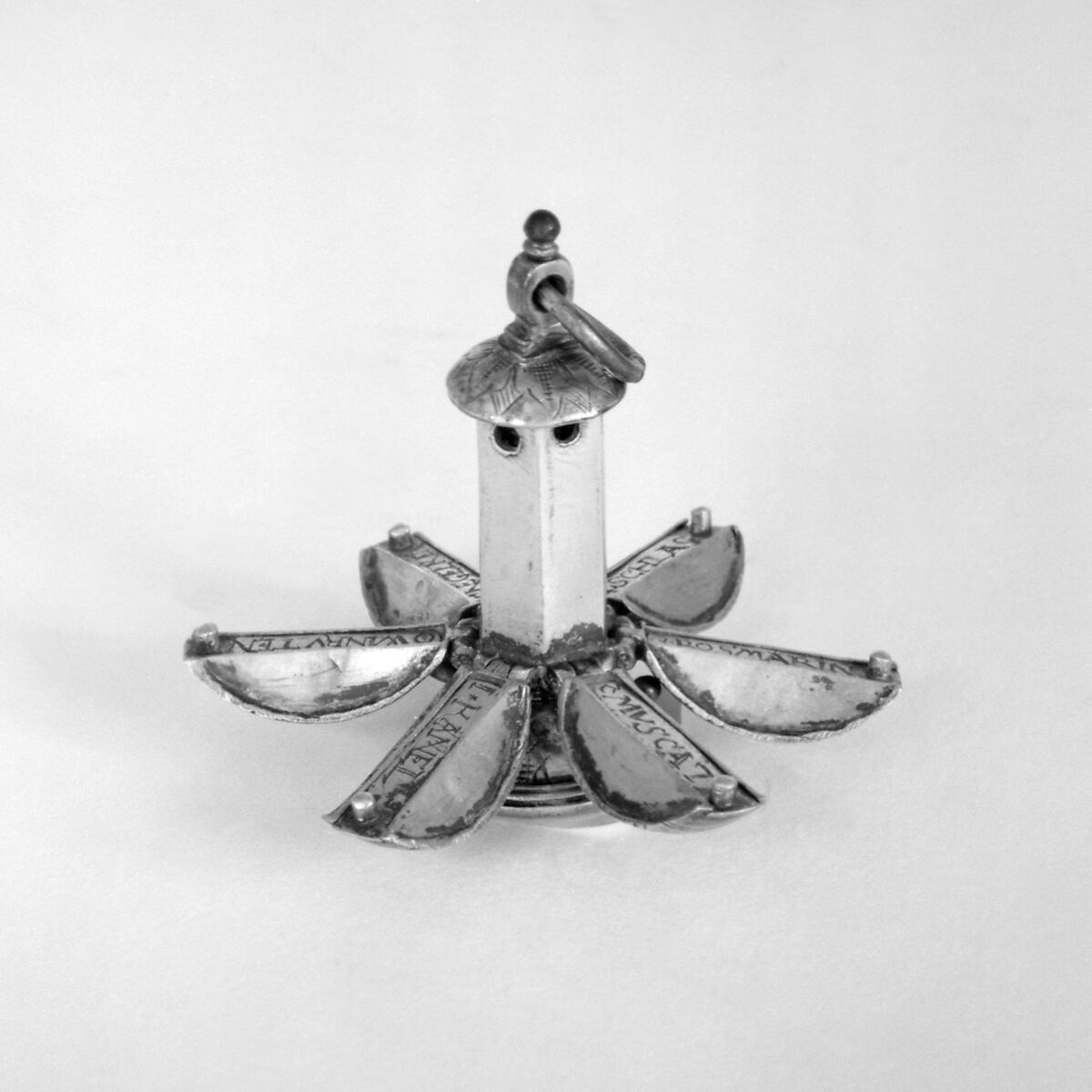 Small pomander with six sections, Silver, parcel-gilt, possibly Dutch
