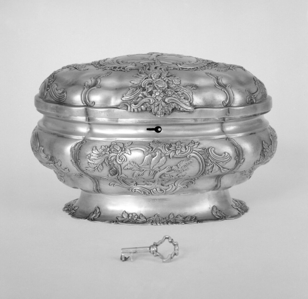 Large oval box (one of a pair), Gottlieb Satzger (ca. 1709–1783, master 1746), Silver gilt, German, Augsburg