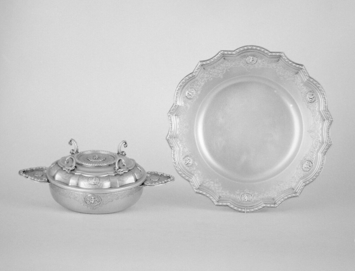 Stand for écuelle, (Johann) Daniel Schäffler I (1659–1727, master 1701), Silver gilt, German, Augsburg