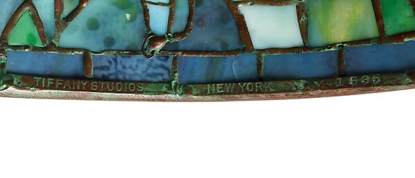 "Tulip" lamp, Tiffany Studios (1902–32), Leaded Favrile glass and patinated bronze with a reticulated blown glass base, American