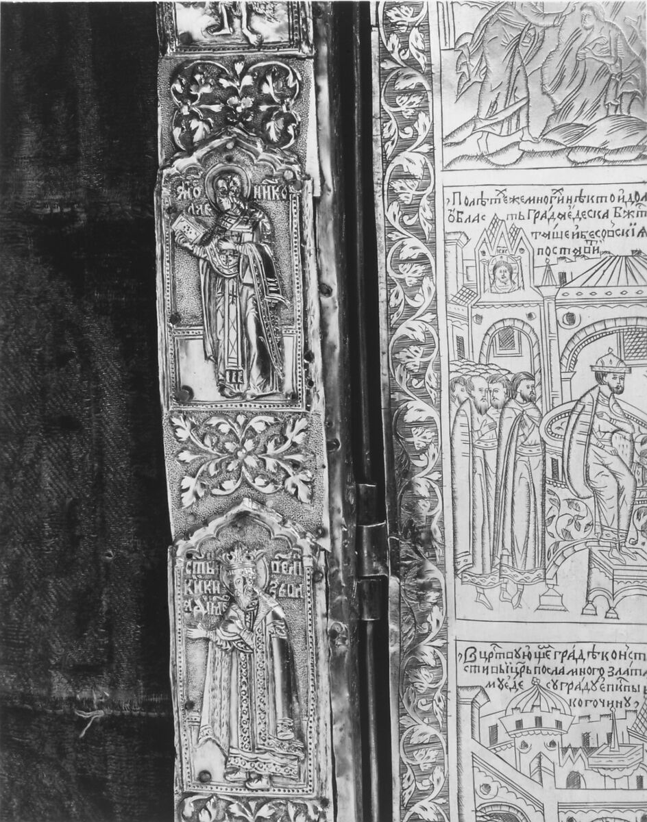 Triptych with the Mandylion, The Kremlin Armory Workshops, Moscow (Russian, Moscow, recorded from 1511–about 1715), Silver, partly gilt, niello, enamel, sapphires, rubies, spinels, pearls, leather, silk velvet, oil paint, gesso, linen, mica, pig-skin, woods: Tilia cordata (basswood or linden), white oak, Russian, Moscow