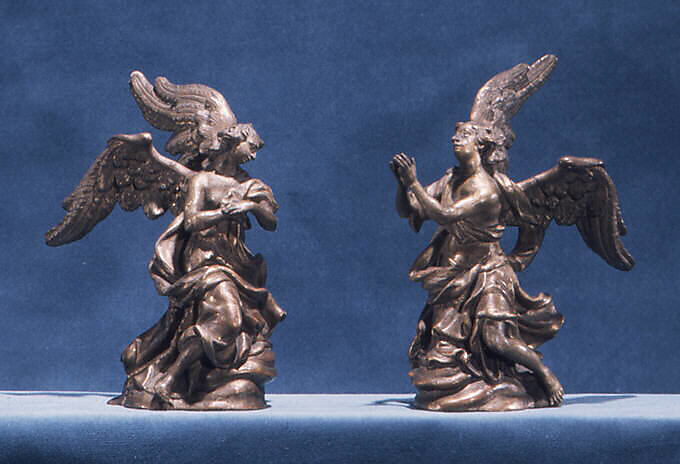 Kneeling angel (one of a pair), Gilt wood (poplar?), German, probably Franconia