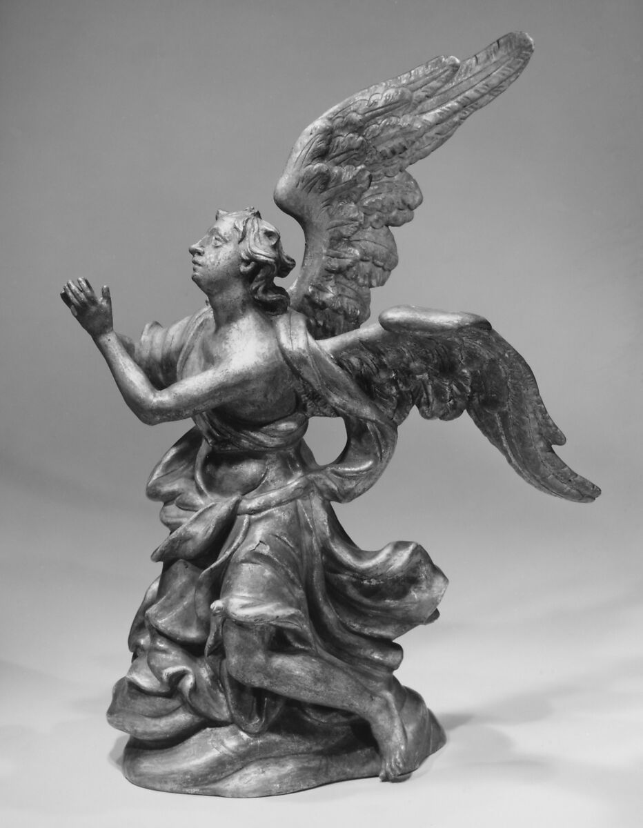 Kneeling angel (one of a pair), Gilt wood (poplar?), German, probably Franconia 