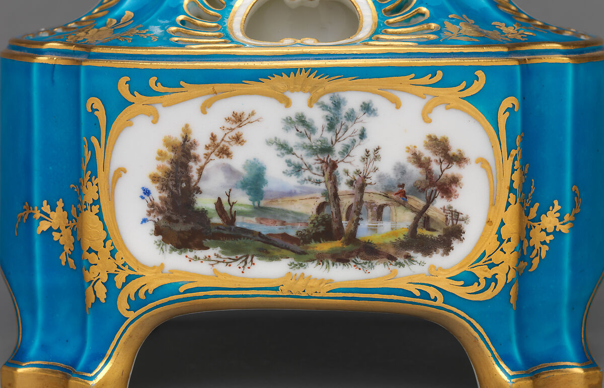 Flower vase (vase hollandais nouveau) (one of a pair), Sèvres Manufactory (French, 1740–present), Soft-paste porcelain, French, Sèvres