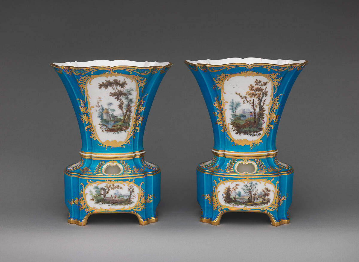 Flower vase (vase hollandais nouveau) (one of a pair), Sèvres Manufactory (French, 1740–present), Soft-paste porcelain, French, Sèvres 