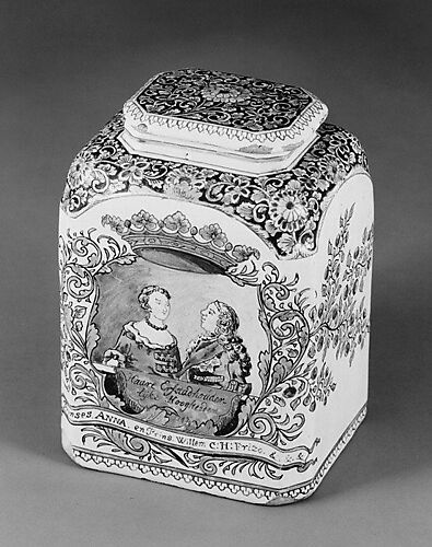 Tea caddy