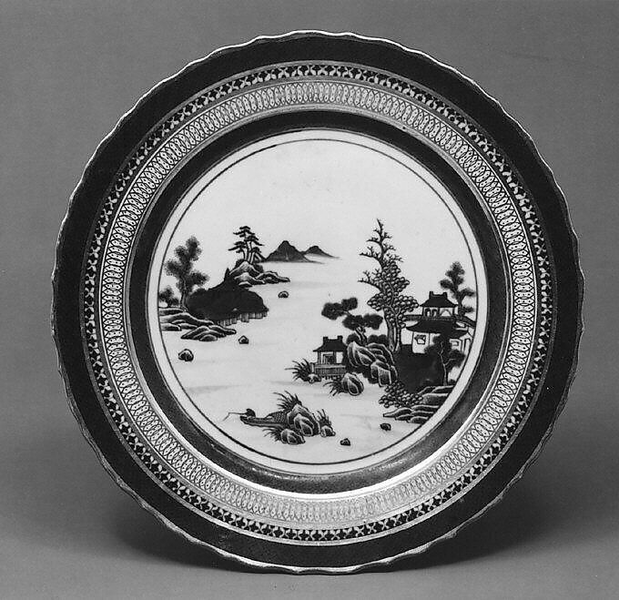 Plate, Hard-paste porcelain, Chinese with British gilding, for British market 