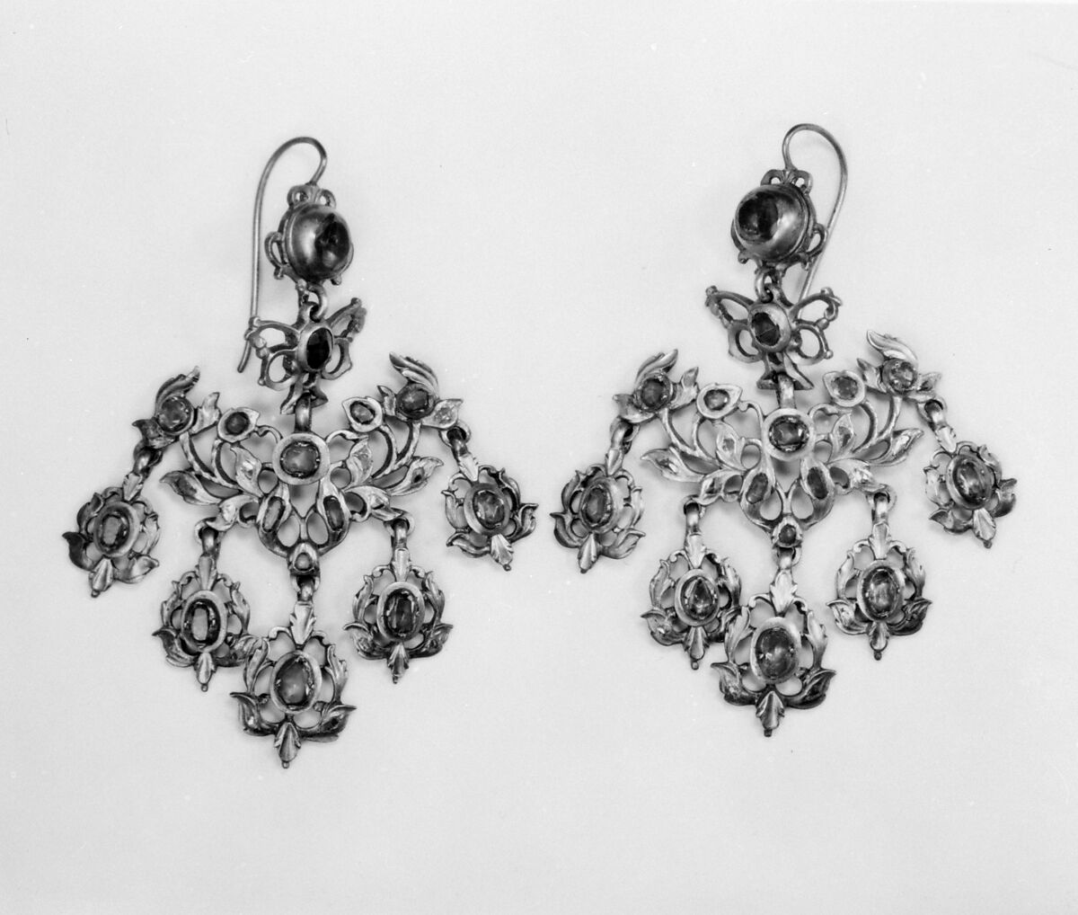 Pair of earrings (part of a set), Silver, silver gilt and rubies, Italian 