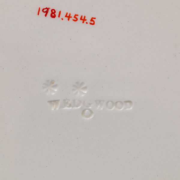 Dish, Wedgwood and Co., Pottery, British, Staffordshire