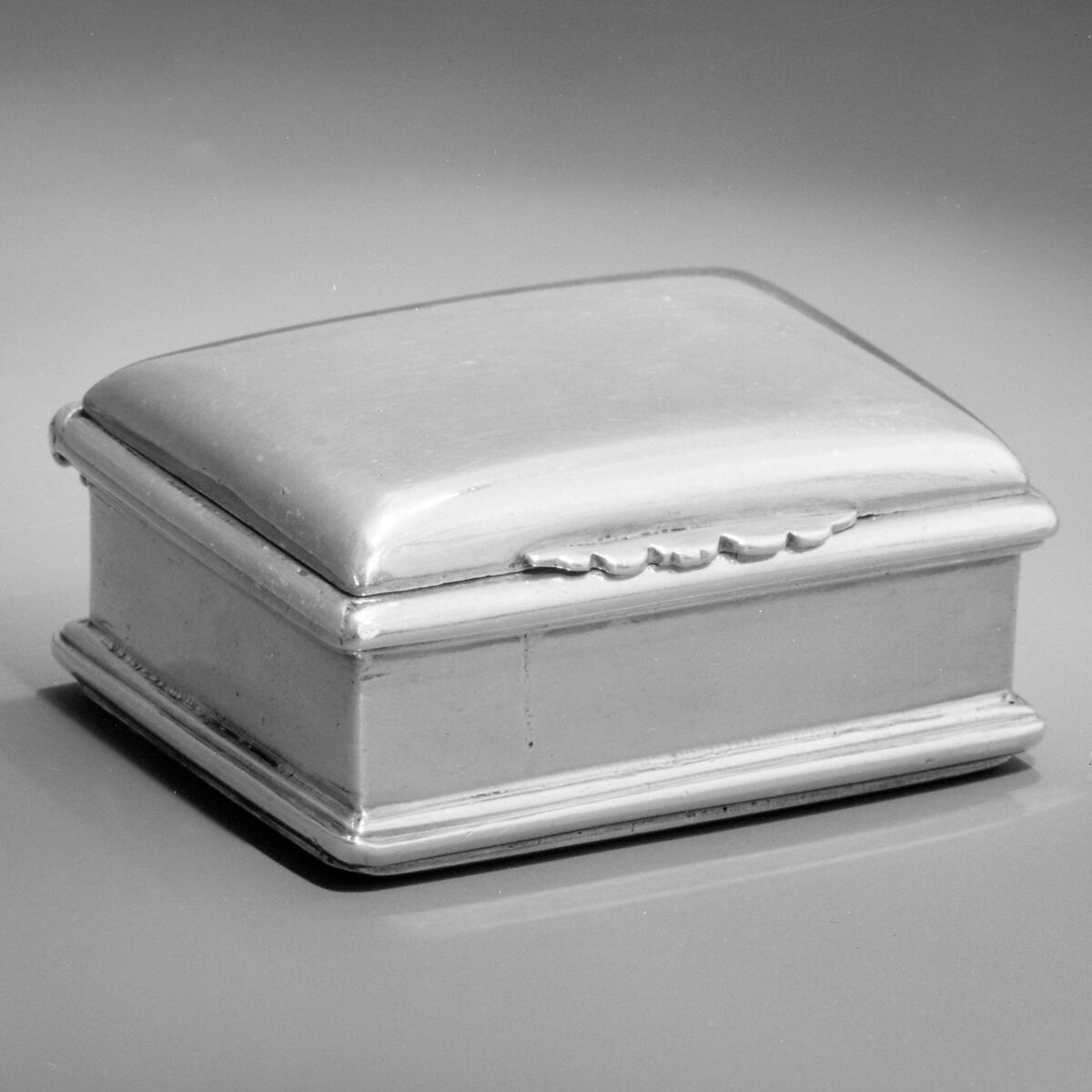 Box, Paktong, British