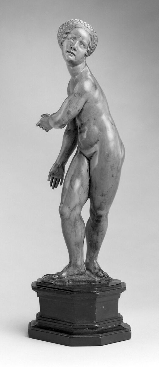 Lucretia, Boxwood, German