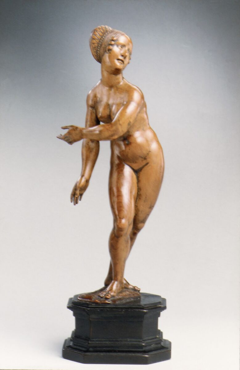 Lucretia, Boxwood, German