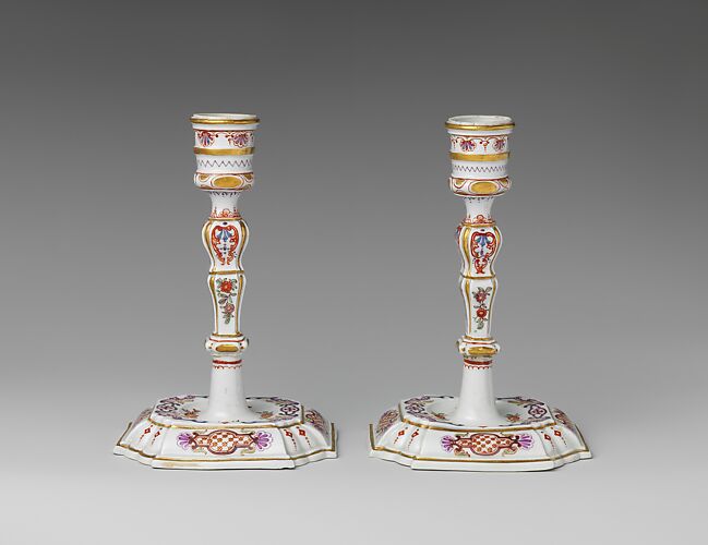 Pair of candlesticks