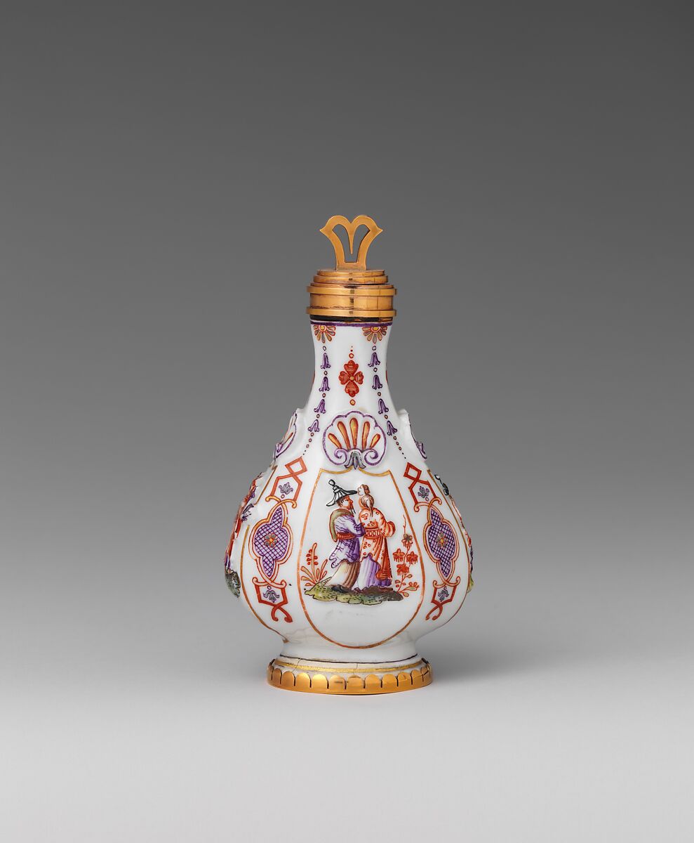 Scent bottle, Vienna, Hard-paste porcelain, gold, Austrian, Vienna 