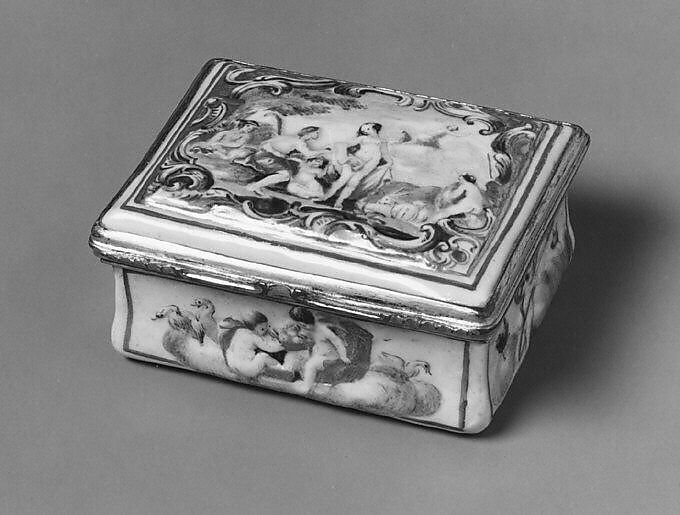Snuffbox, Doccia Porcelain Manufactory (Italian, 1737–1896), Hard-paste porcelain, gold, Italian, Florence 