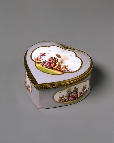 Snuffbox