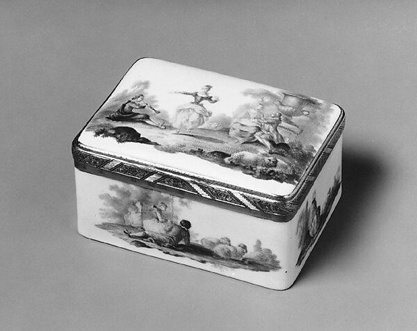 Snuffbox