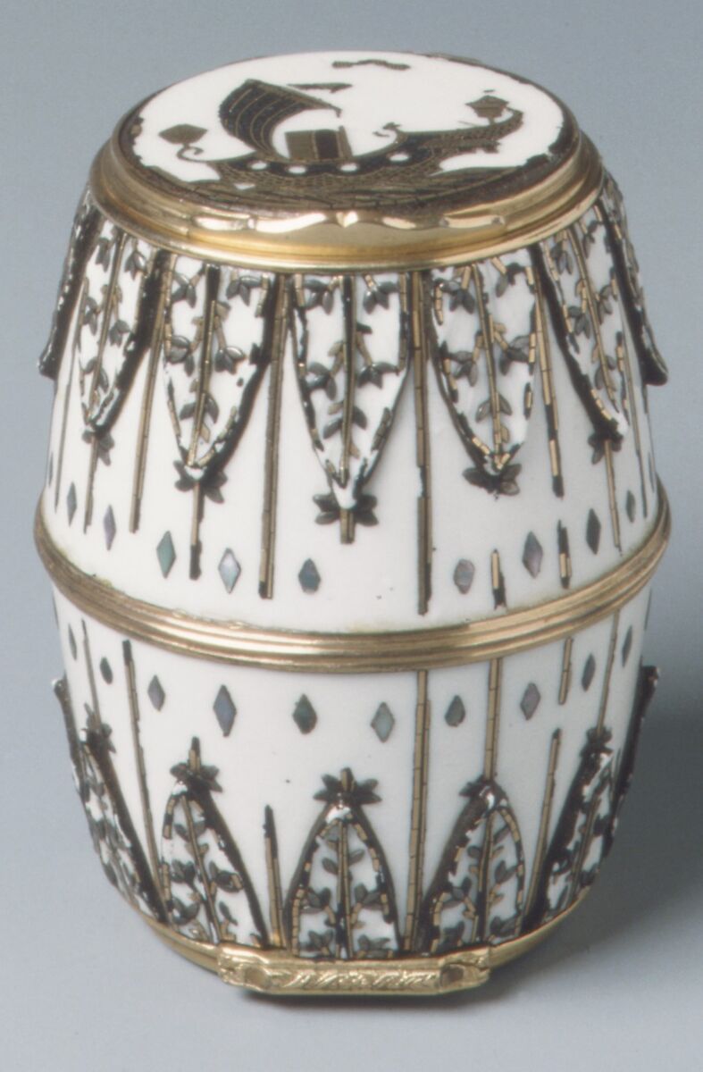 Double snuffbox, Meissen Manufactory (German, 1710–present), Hard-paste porcelain, gold, mother-of-pearl, German, Meissen 