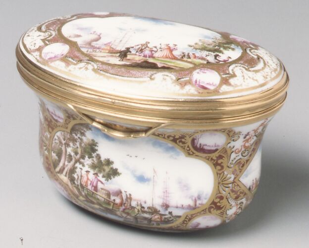 Snuffbox