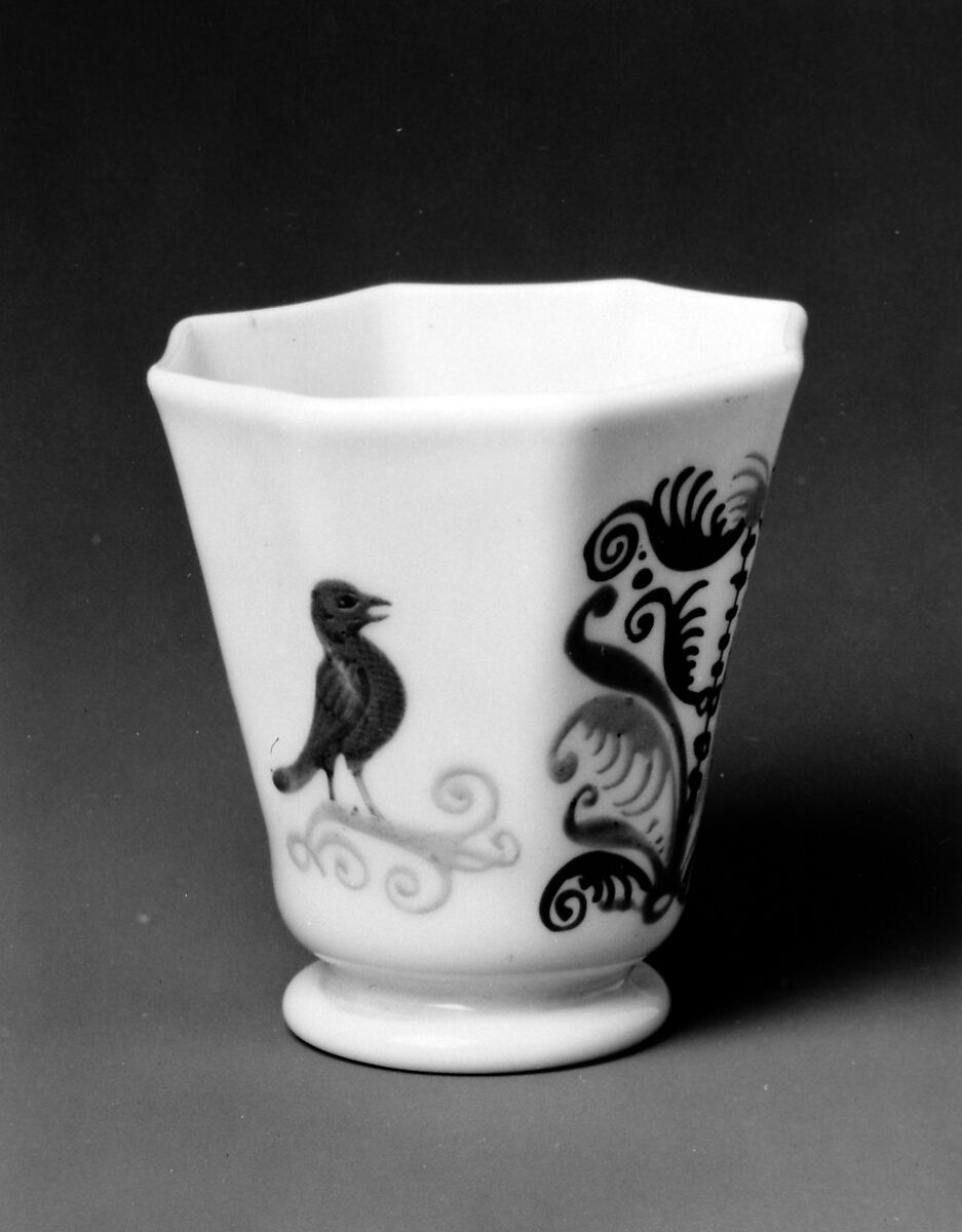 Octagonal beaker decorated with bird and trees, Attributed to followers of the Glasshouse of Bernard Perrot, Verrerie Royale d'Orléans (1640–1709), Glass, French, Orléans