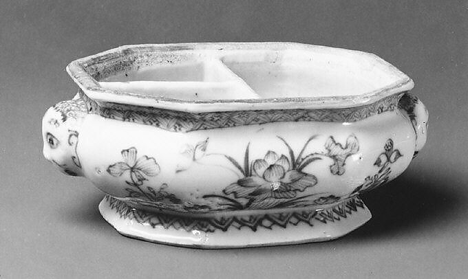 Spice box, Hard-paste porcelain, Chinese, for European market