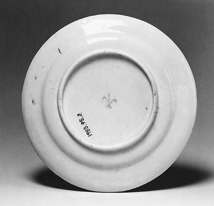 Beaker and saucer, Capodimonte Porcelain Manufactory (Italian, 1740/43–1759), Soft-paste porcelain, Italian, Naples