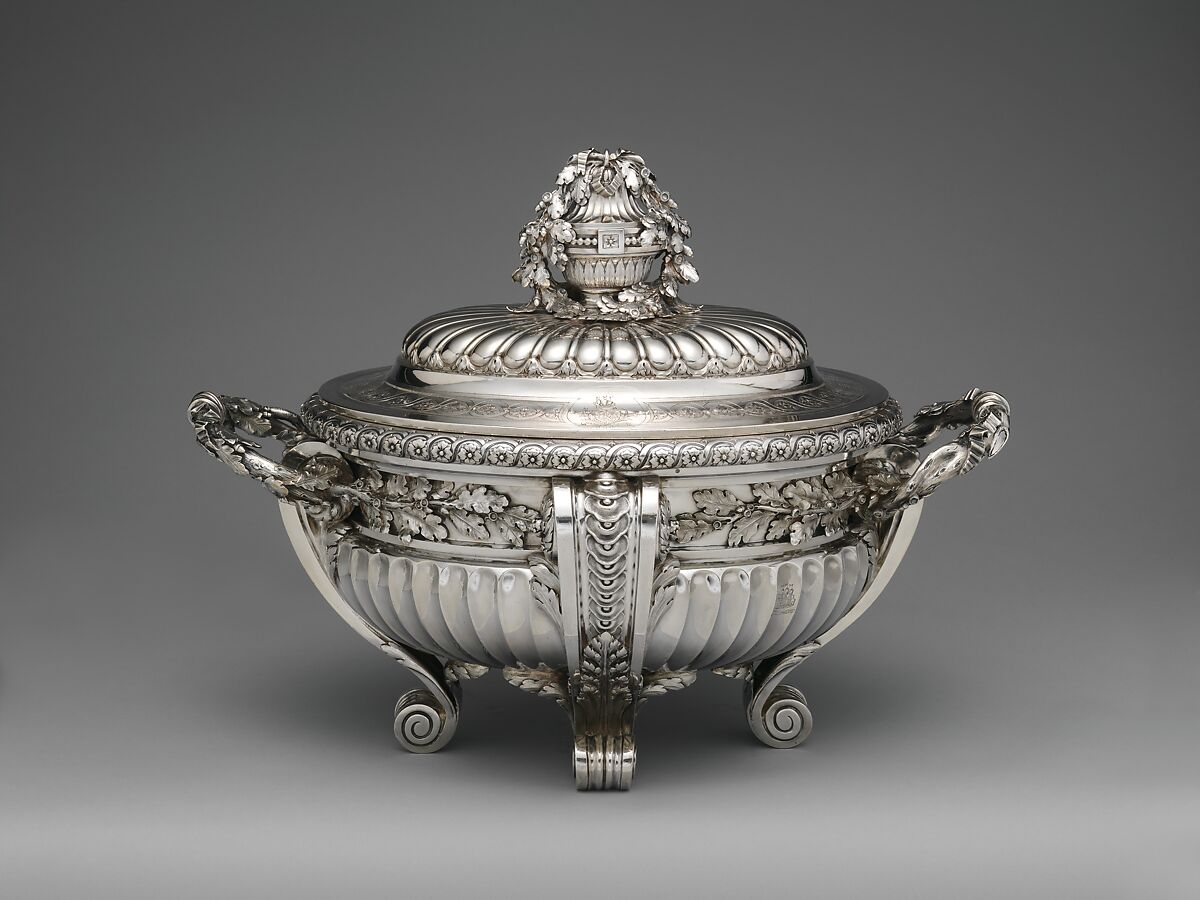 Tureen with cover and liner, Jacques-Nicolas Roettiers (1736–1788, master 1765, retired 1777), Silver, French, Paris 