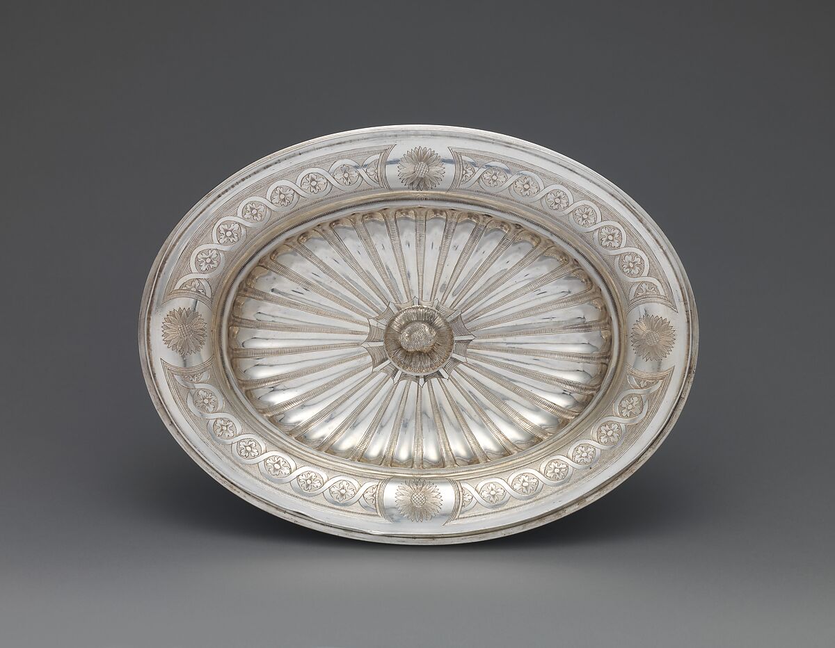 Tureen with cover and liner, Jacques-Nicolas Roettiers (1736–1788, master 1765, retired 1777), Silver, French, Paris