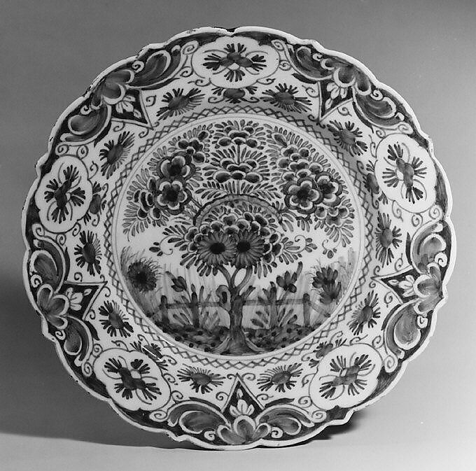 Pair of plates, De Porcelayne Schotel, Tin-glazed earthenware, Dutch, Delft