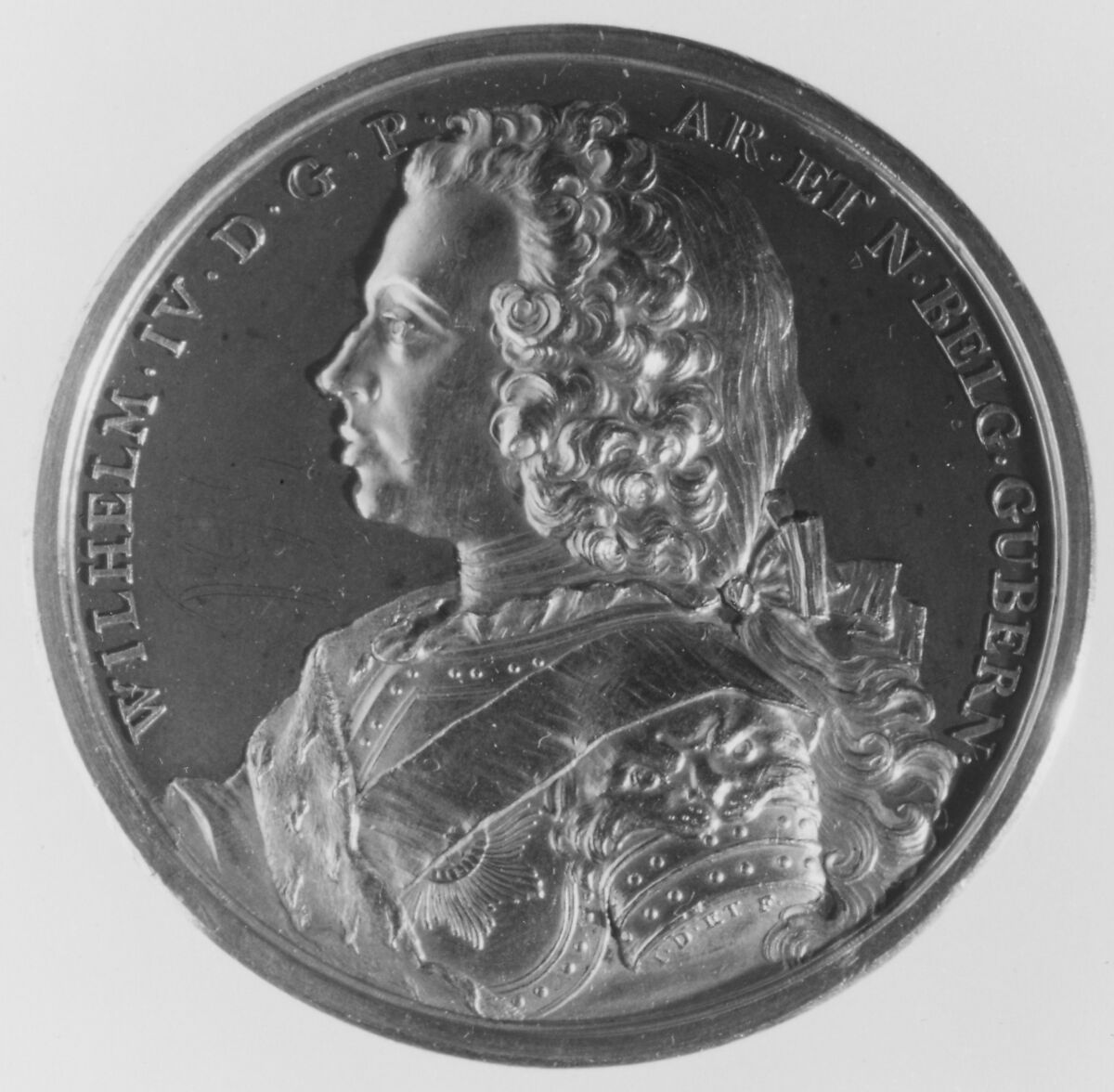 William IV, Prince Orange, Stadholder of The Netherlands, Medalist: Jean Dassier (Geneva 1676–1763 Geneva), Gilt bronze, lacquered ground, Swiss, Geneva 