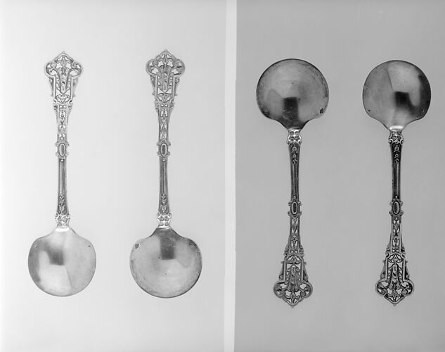 Ice cream spoon (one of a pair)