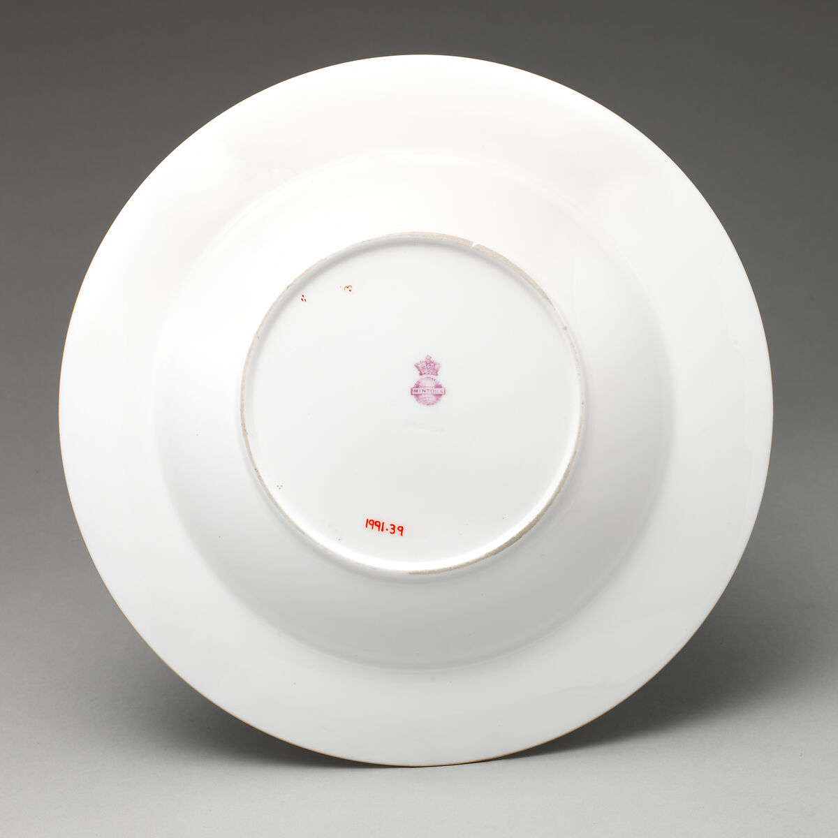Soup plate, Minton(s) (British, Stoke-on-Trent, 1793–present), Bone china, British, Stoke-on-Trent, Staffordshire