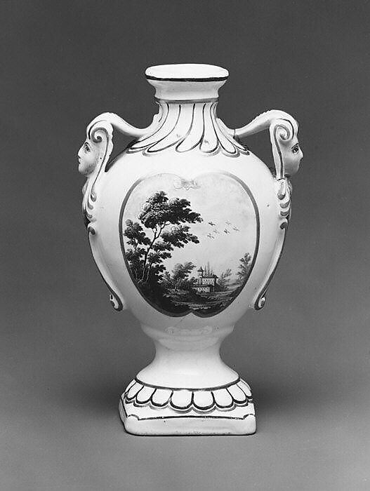 Vase, possibly Doccia Porcelain Manufactory (Italian, 1737–1896), Hard-paste porcelain, Italian, possibly Florence 