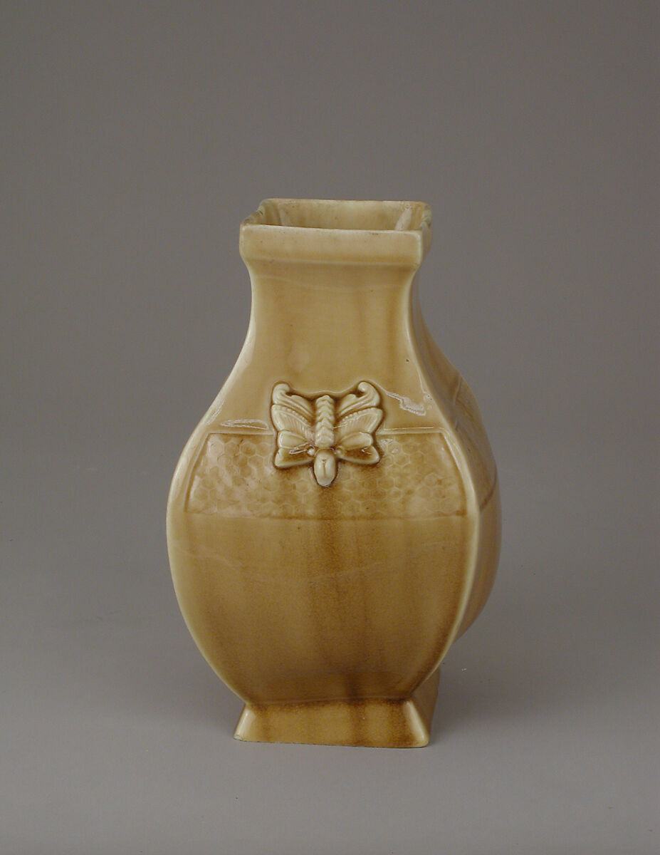 Vase, Haviland &amp; Co. (American and French, 1864–1931), Hard-paste porcelain, French, Limoges 