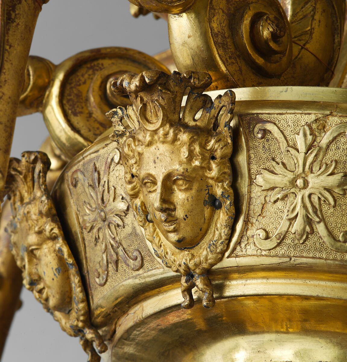 Chandelier, Attributed to John Gumley (British, ca. 1670–1726), Gilded wood and gesso; gilded metal mounts, British