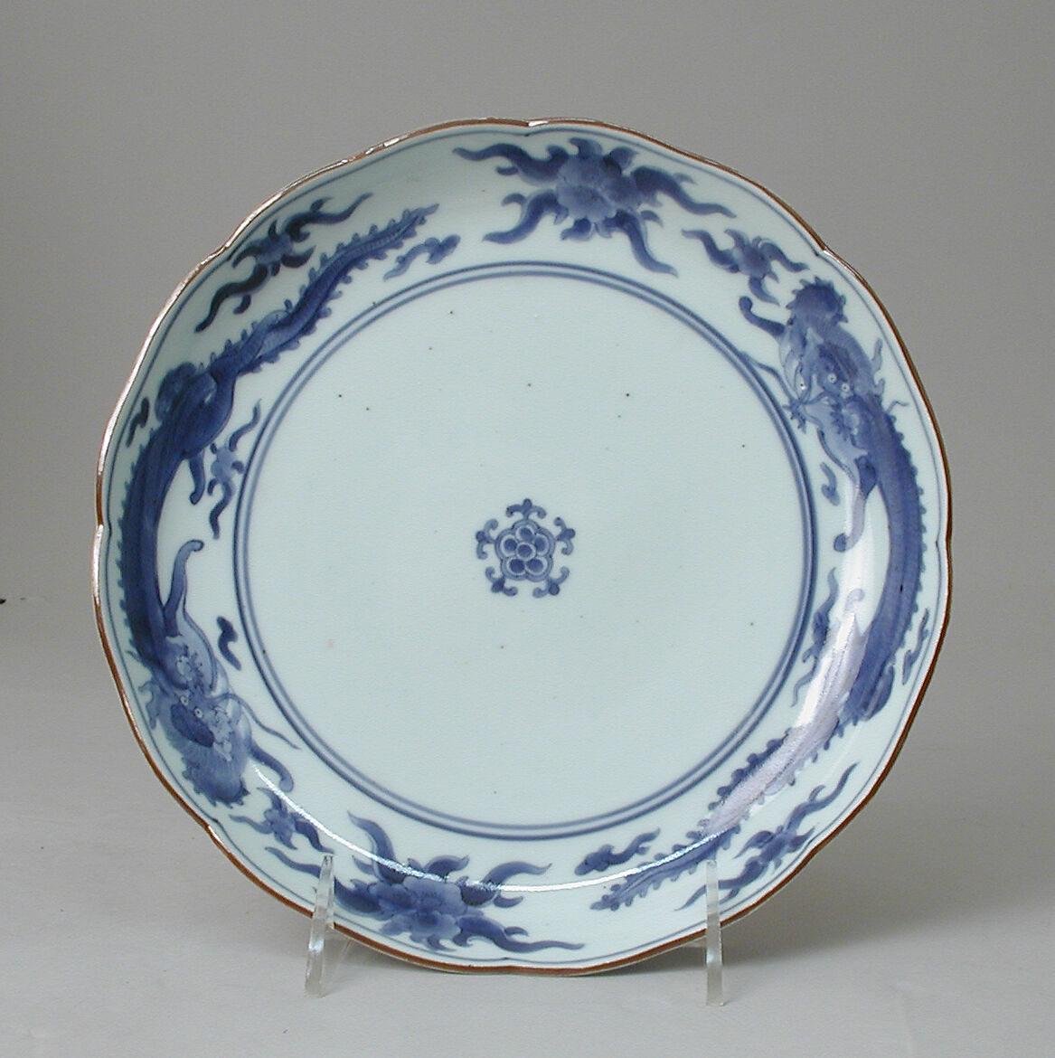 Dish, Hard-paste porcelain, Japanese, for European market 