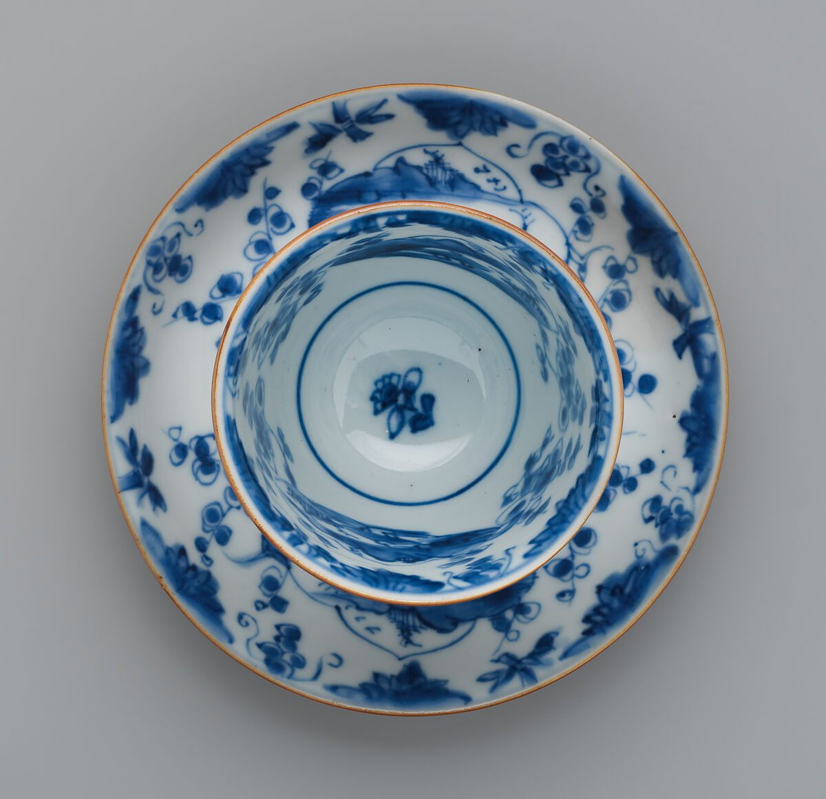 Beaker and saucer, Hard-paste porcelain, Chinese, for European market