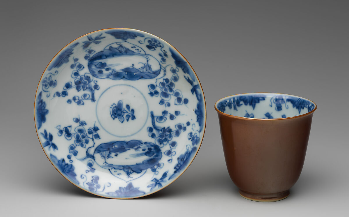 Beaker and saucer, Hard-paste porcelain, Chinese, for European market 