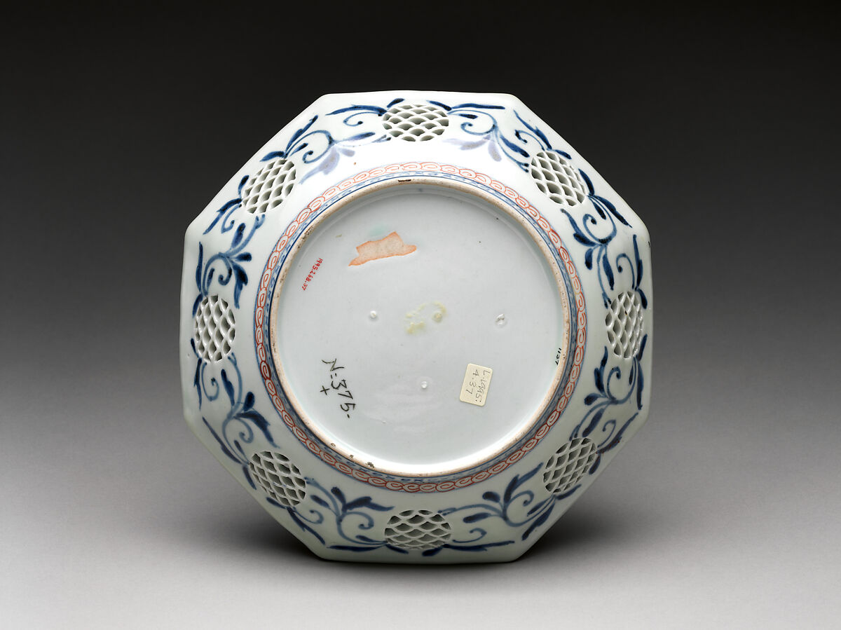 Plate with a vase of flowers, Hard-paste porcelain with colored enamels over transparent glaze and gilded (Hizen ware; Imari type), Japanese, for European market