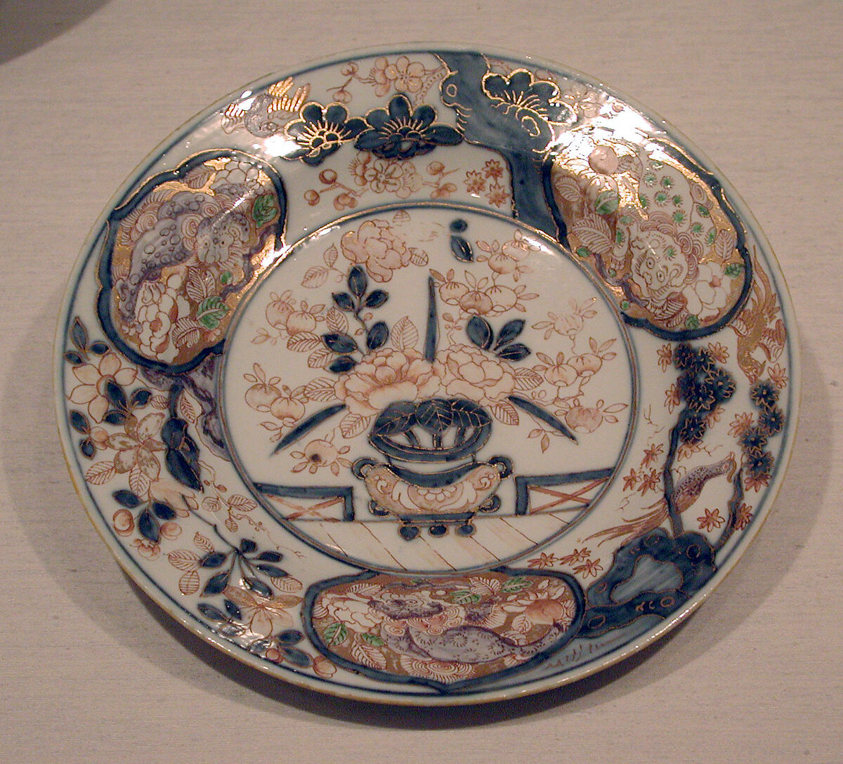 Plate, Imperial Porcelain Manufactory  (Vienna, 1744–1864), Hard-paste porcelain, Austrian, Vienna 