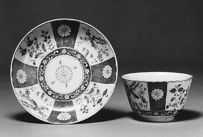 Teabowl and saucer, West Pans Porcelain Manufactory (Scottish, founded 1774), Soft-paste porcelain, Scottish, West Pans, Musselborough 