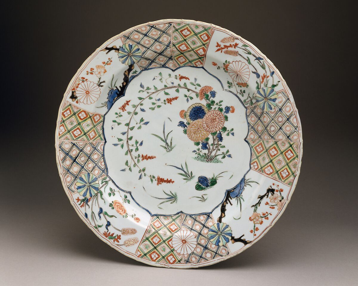 Dish, Hard-paste porcelain, Chinese, for European market 